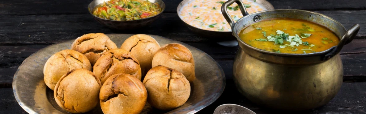 A Food Lover’s Guide to Jaipur: 10 Dishes You Can’t Miss